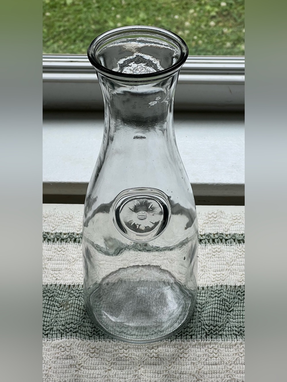 Clear Glass Carafe